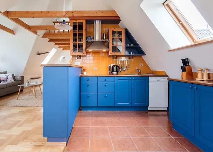 Rent Like - Oberconiowka * זקופאנה